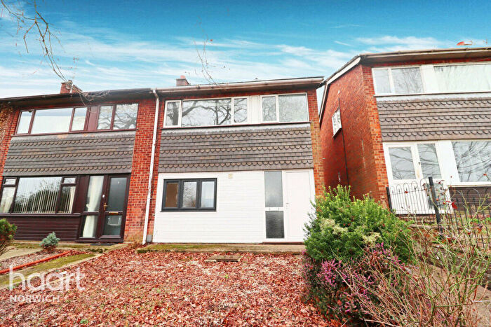 4 Bedroom Semi-Detached House To Rent In Dereham Road, Norwich, NR5