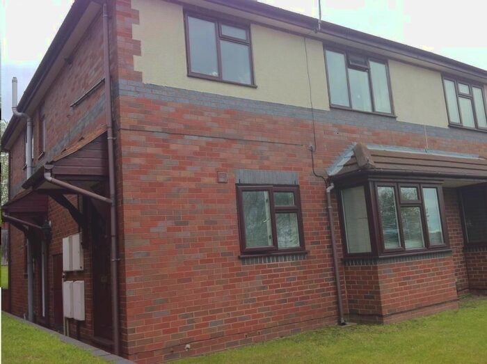 2 Bedroom Flat To Rent In Sandy Lane, Great Barr, Birmingham, B42