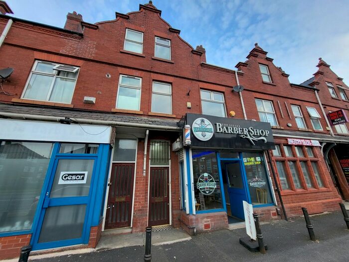 3 Bedroom Flat To Rent In Chester Road, Stretford, Manchester, M32