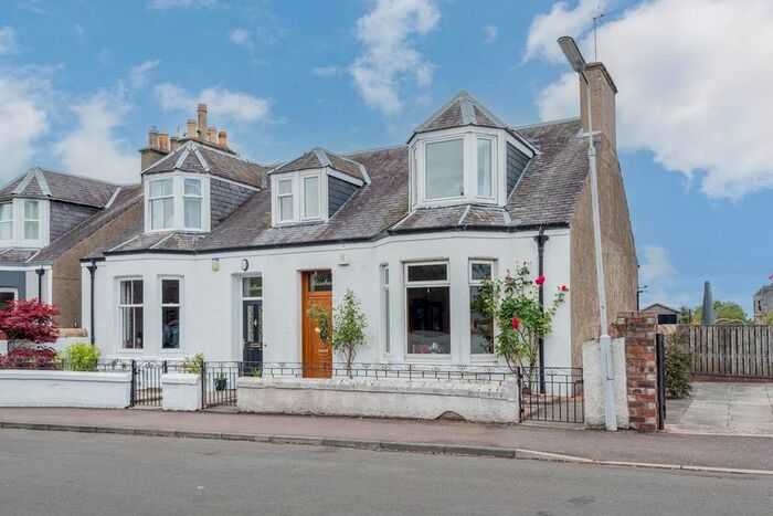 3 Bedroom Semi-Detached House For Sale In Carberry Road, Leven, KY8