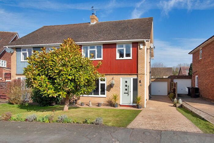 3 Bedroom Semi-Detached House For Sale In Cricketers Drive, Meopham, Gravesend, Kent, DA13