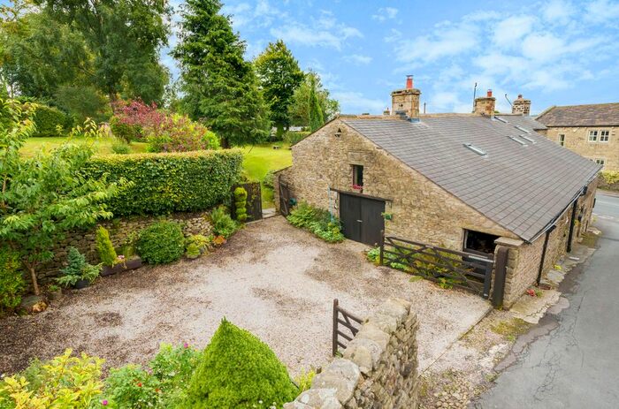 3 Bedroom Garage / Parking For Sale In Moor Lane, Long Preston, Skipton, North Yorkshire, BD23