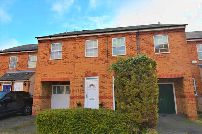 3 Bedroom Terraced House To Rent In Oakleigh Close, Swanley BR8
