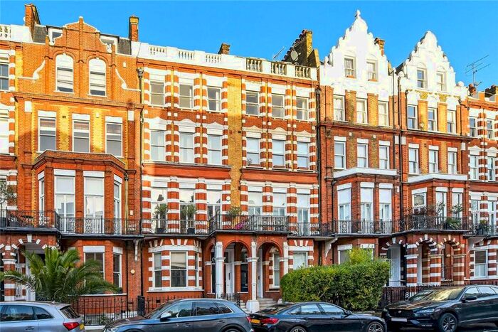 2 Bedroom Flat To Rent In Bramham Gardens, Earls Court, SW5