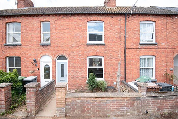 2 Bedroom Terraced House For Sale In Victoria Street, Earls Barton, NN6