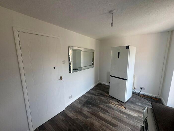 2 Bedroom House To Rent In Caledonian Drive, Manchester, M30