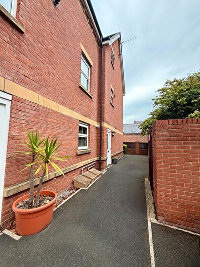 2 Bedroom Flat To Rent In Swan House, Ashbrooke, Sunderland South, SR2
