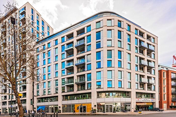 3 Bedroom Flat To Rent In Beadon Road, Hammersmith, W6