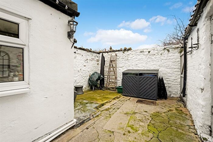 2 Bedroom Cottage For Sale In Main Road, Gainford, Darlington, DL2