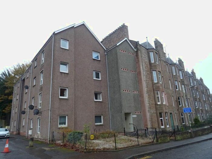 1 Bedroom Flat To Rent In Windsor Court, Craigie, Perth, PH2