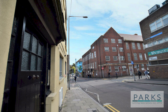 2 Bedroom Flat To Rent In Cheapside, Brighton, BN1
