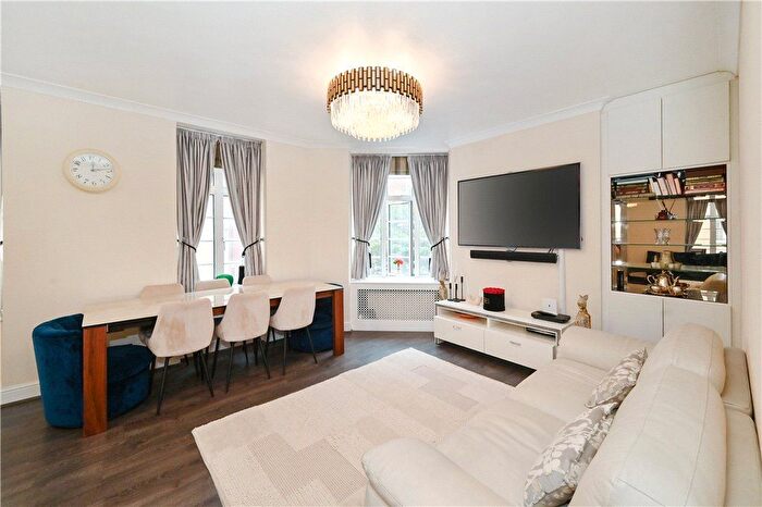 3 Bedroom Flat For Sale In Stourcliffe Close, Stourcliffe Street, W1H