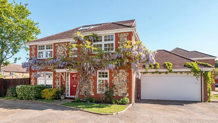 5 Bedroom Detached House For Sale In Manor Park, Staines-Upon-Thames, Surrey, TW18