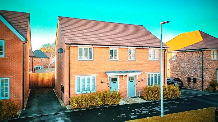 3 Bedroom Semi-Detached House For Sale In Wharford Lane, Sandymoor, Runcorn, WA7