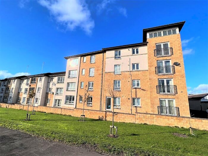 2 Bedroom Flat To Rent In Henderson Court, Motherwell, ML1