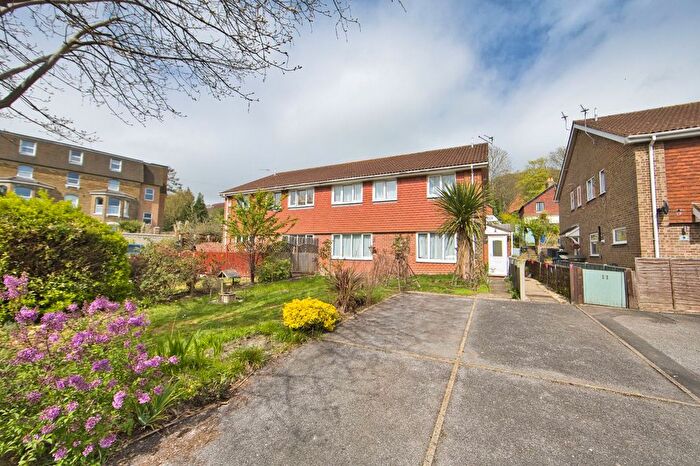 2 Bedroom Terraced House For Sale In Leyburne Road, Dover, Kent, CT16