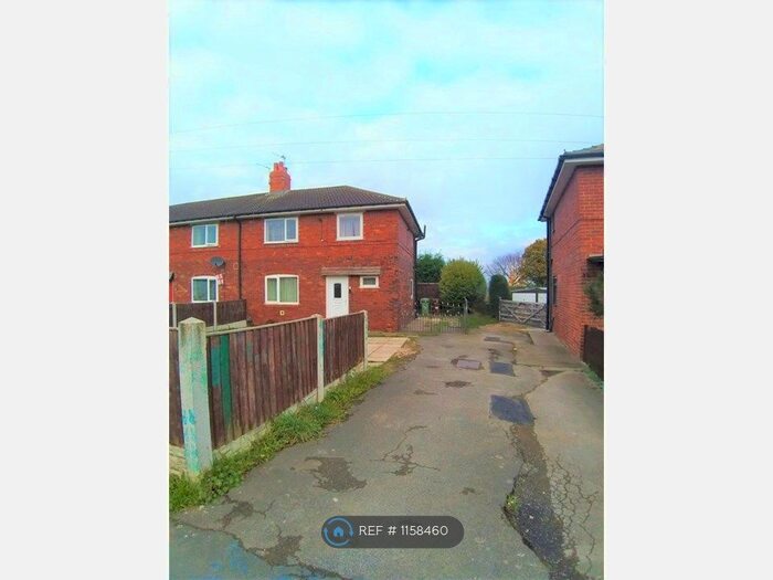 3 Bedroom End Of Terrace House To Rent In Temple Avenue, Rothwell, Leeds LS26