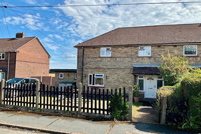 3 Bedroom Semi-Detached House For Sale In Siberts Close, Shepherdswell, Nr Dover, CT15