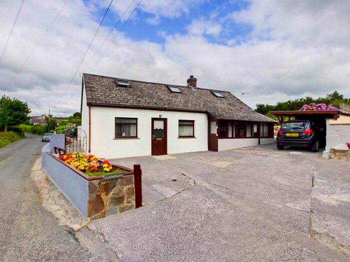 1 Bedroom Cottage For Sale In Rhydargaeau Road, Rhydargaeau, Carmarthen, SA32