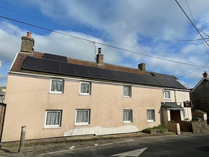 3 Bedroom Cottage For Sale In Towns End, Henstridge, Templecombe, BA8