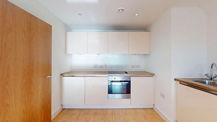 1 Bedroom Flat To Rent In Trundleys Road, London, SE8