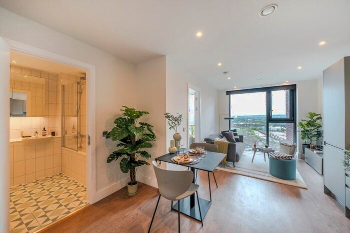 1 Bedroom Apartment To Rent In Uncle Leeds, Whitehall Leeds, LS12