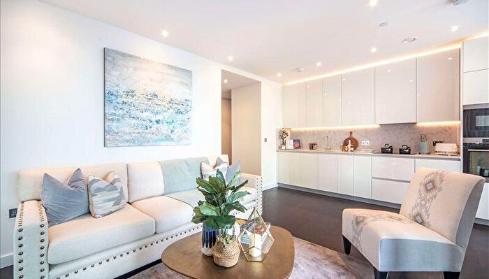 2 Bedroom Apartment To Rent In Charles Clowes Walk, Nine Elms, London, SW11