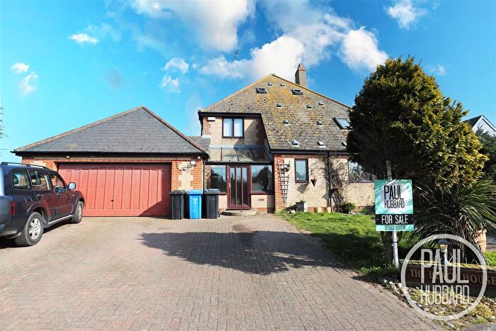 6 Bedroom Detached House For Sale In Beach Road, Kessingland, Suffolk, NR33