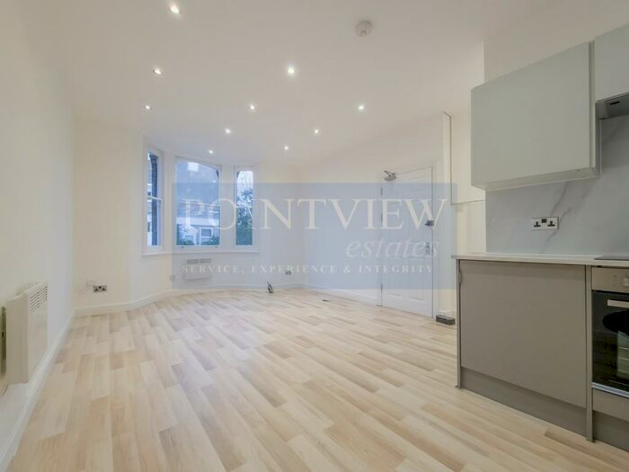 1 Bedroom Flat To Rent In Pickets Street, London, SW12