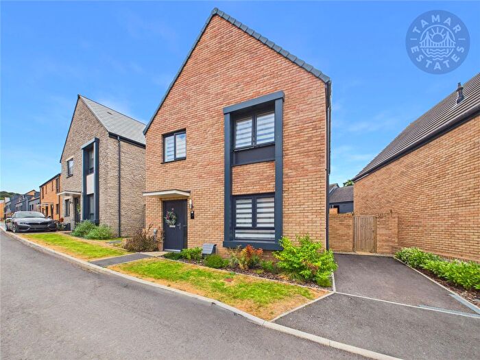 4 Bedroom Detached House For Sale In Executive Detached Home |, Sq. Ft. | Four Bedrooms, PL17