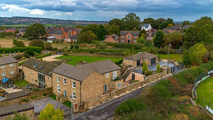 4 Bedroom Barn Conversion For Sale In Royd Lane, Higham, S75