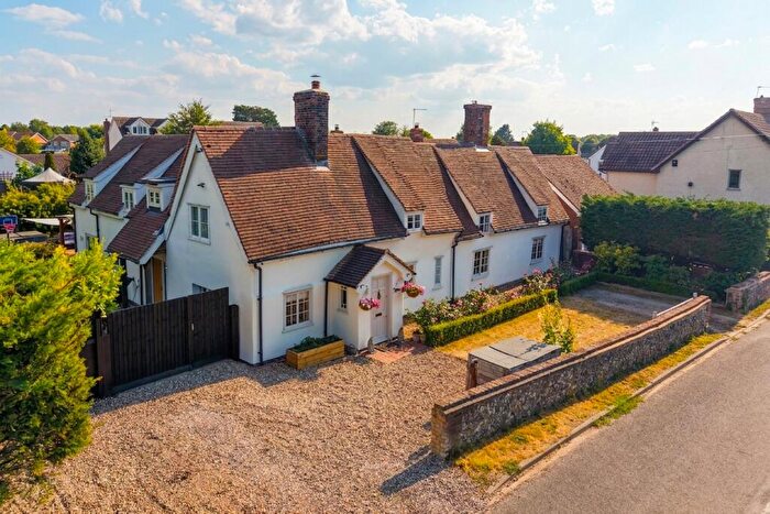 5 Bedroom Detached House For Sale In Meeting Lane, Litlington, SG8