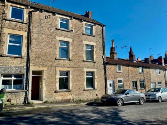 3 Bedroom Terraced House To Rent In Water Lane, Frome, BA11