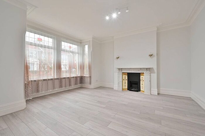 5 Bedroom Semi Detached House For Sale In Harrow View, Harrow, HA1