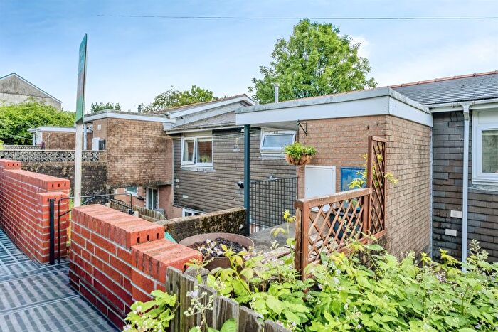 2 Bedroom Flat For Sale In Zion Place, Ebbw Vale, NP23