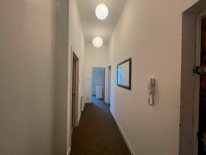 2 Bedroom Flat To Rent In , Dixon Avenue Govanhill, Glasgow, G42