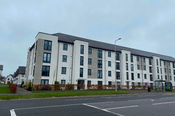 2 Bedroom Flat To Rent In South Gyle Broadway, South Gyle, Edinburgh, EH12
