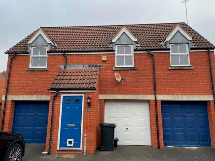 2 Bedroom Property To Rent In Phoebe Way, Swindon SN25