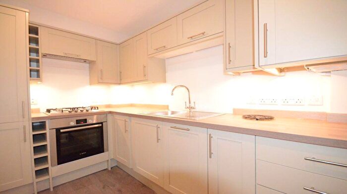 1 Bedroom Flat To Rent In Sheet Street, Windsor, SL4
