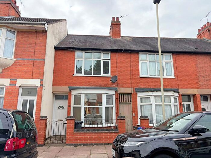 3 Bedroom Terraced House For Sale In Freeman Road North, Humberstone, Leicester, LE5