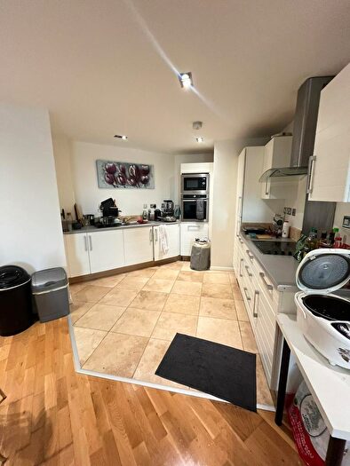 2 Bedroom Apartment To Rent In City Tower, Crossharbour, Canary Wharf, South Quay, London, E14