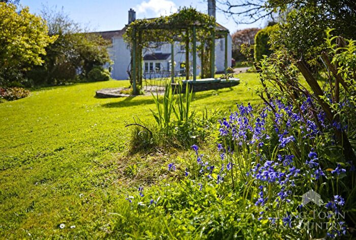 6 Bedroom Detached House For Sale In Rosehill, Cargreen, Saltash., PL12