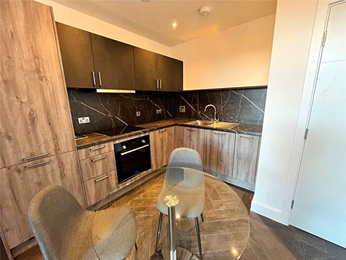 1 Bedroom Flat To Rent In Gunsmith House, - Price Street, Birmingham, B4