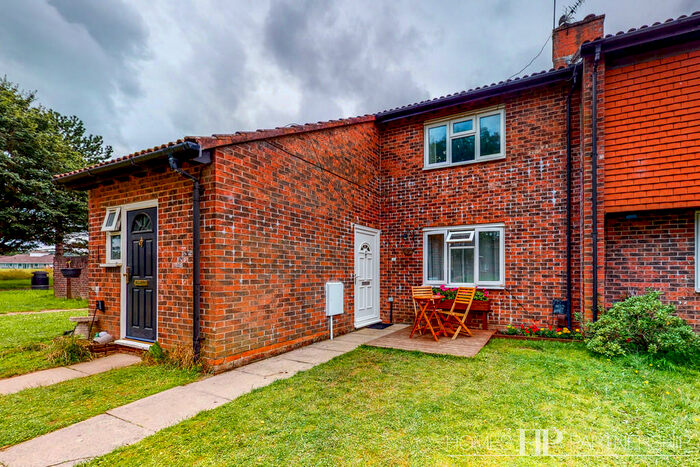 1 Bedroom Apartment To Rent In Dione Walk, Bewbush West, RH11