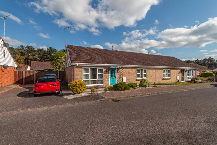 2 Bedroom Semi-Detached Bungalow For Sale In Chequer Field, Sutton Heath, IP12