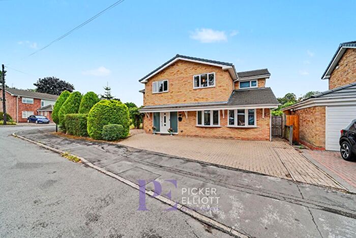 5 Bedroom Detached House For Sale In Manor Way, Burbage, LE10