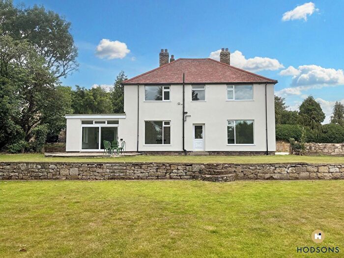 4 Bedroom Property To Rent In Hall Lane, North Elmsall Old Village, WF9