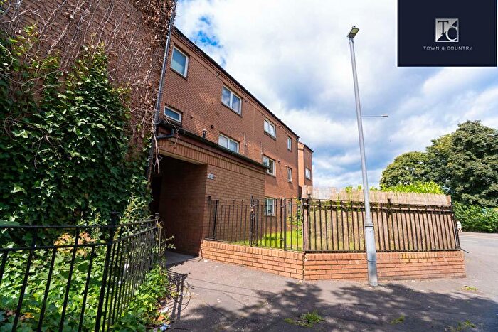 2 Bedroom Flat For Sale In Maryhill Road, Maryhill, G20