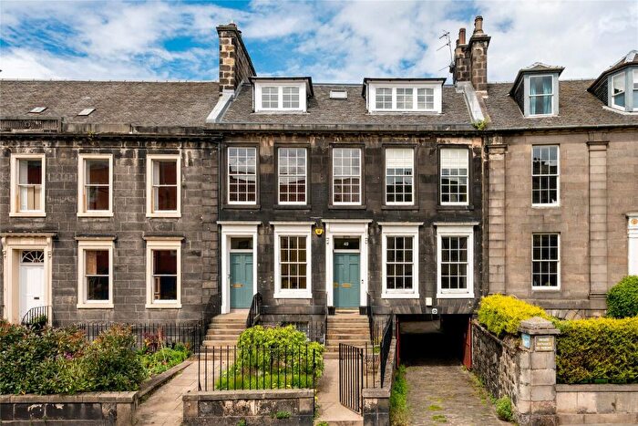 2 Bedroom Apartment For Sale In Queen Charlotte Street, Leith, Edinburgh, EH6