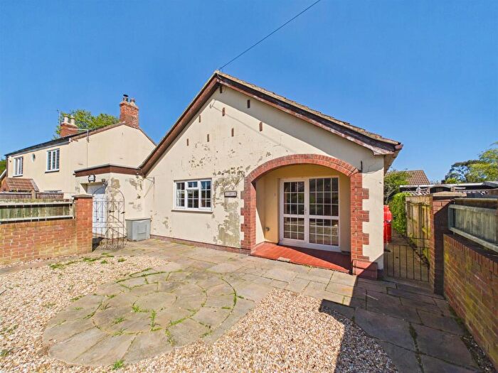 3 Bedroom Detached Bungalow For Sale In Willerton Road, North Somercotes, Louth, LN11